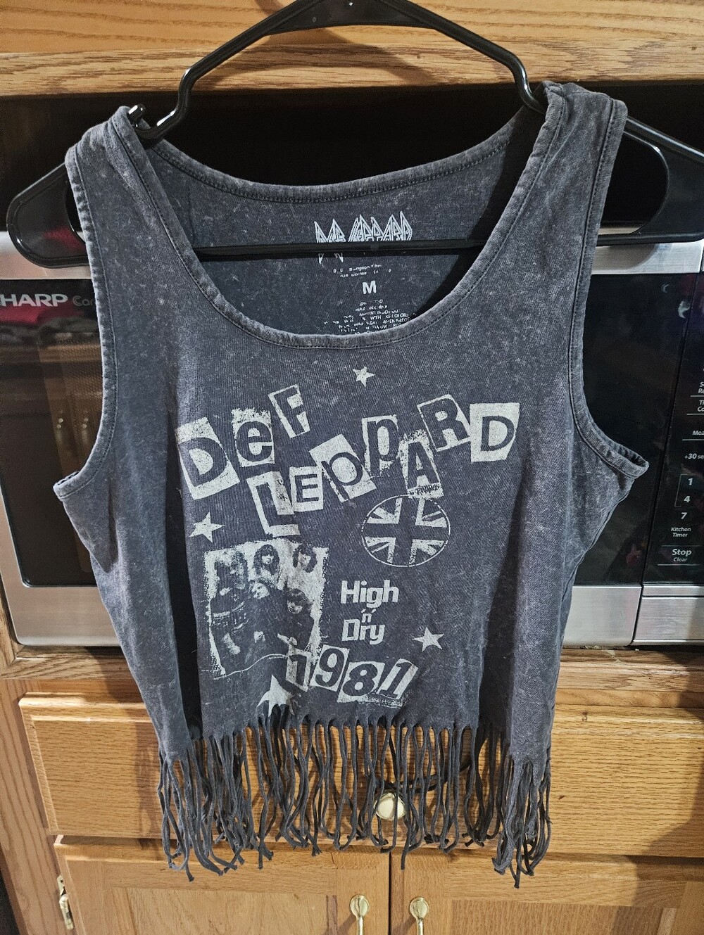 Casual Fringe Graphic Tank Top - Black